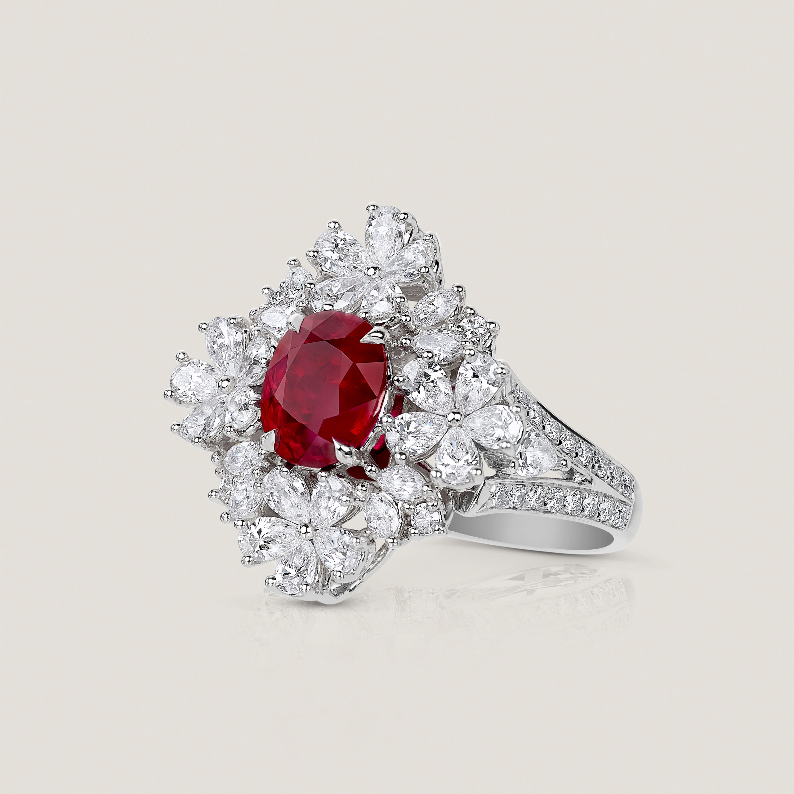 Natural Ruby and Diamond Ring Natural Ruby and Diamond Ring