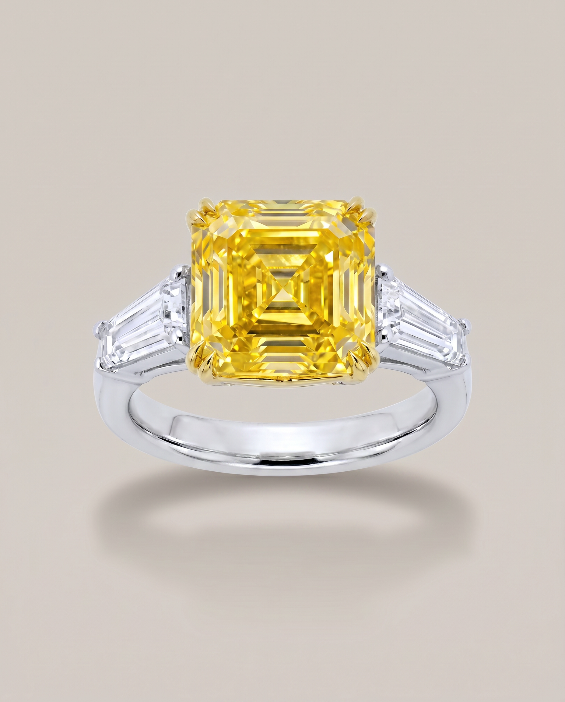 Fancy Vivid Yellow Diamond Ring Fancy Vivid Yellow Diamond Ring